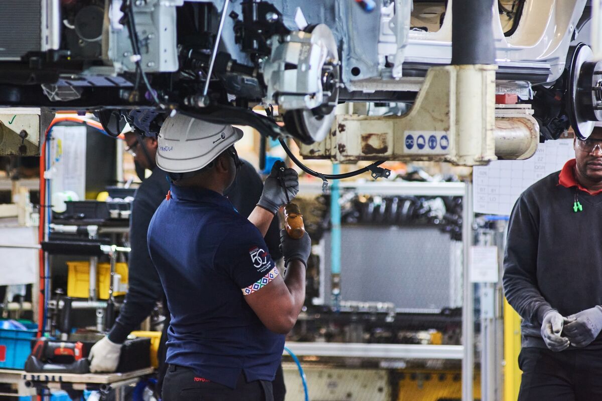 South Africa Business Mood Hits Four-Month High, Tariffs a Risk